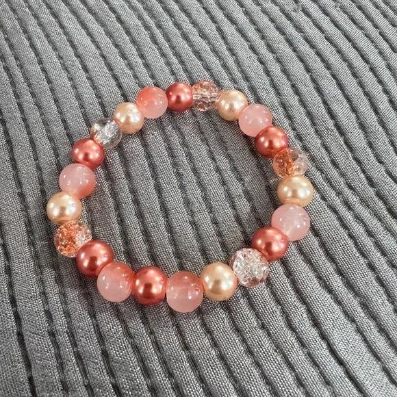 Handmade Elegant Orange & Cream Beaded Bracelet, Size 6.5” - Picture 1 of 3